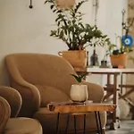 Oda ve Kahvaltı Cadde75 Alaçatı Çeşme