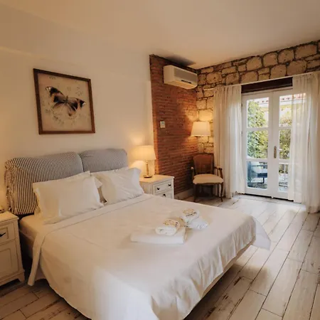 Cadde75 Alacati Çeşme