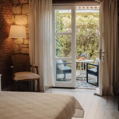 Cadde75 Alacati ベッド・アンド・ブレックファスト Çeşme